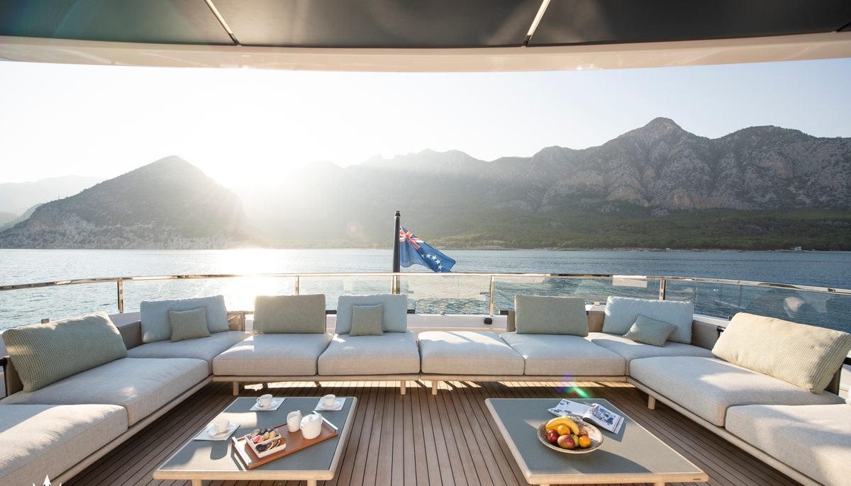 AL WAAB yacht charter 4