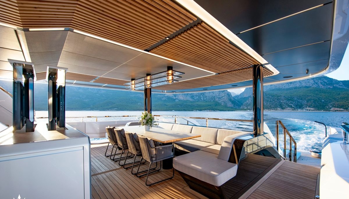 AL WAAB yacht charter 5