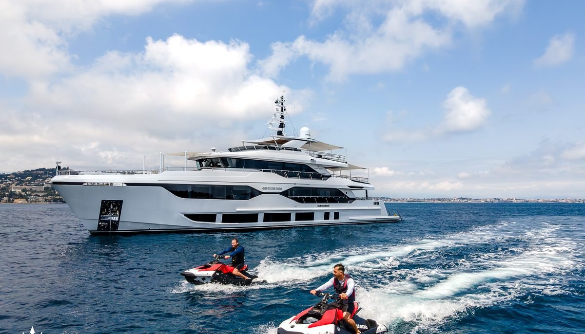 OPTIMISM yacht charter 2