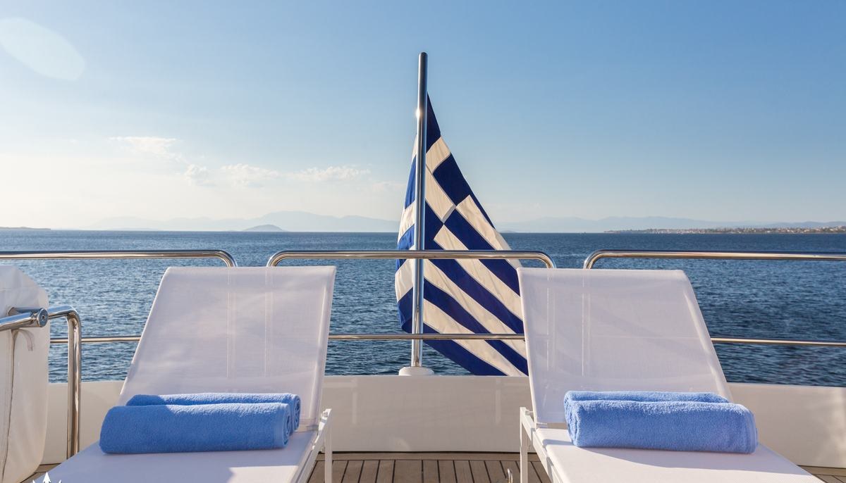 AQUARELLA yacht charter 3
