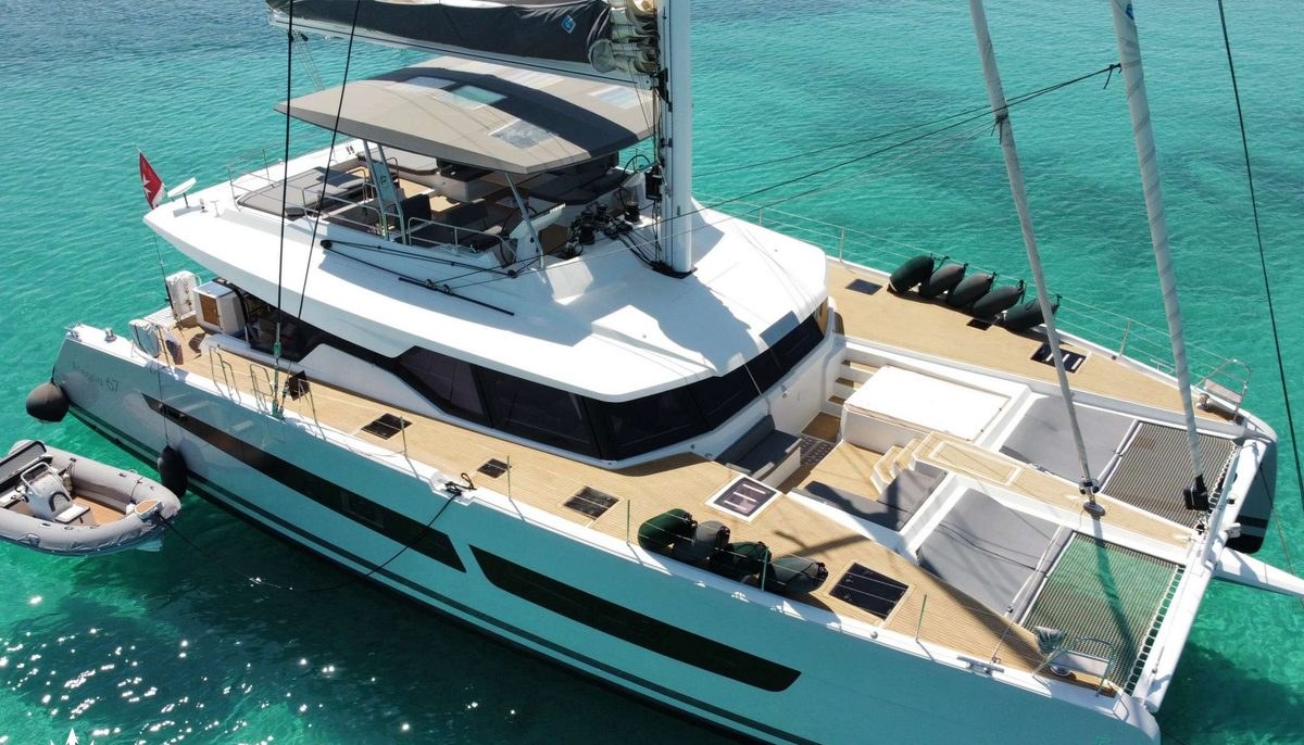 INSPIRANTE yacht charter 3