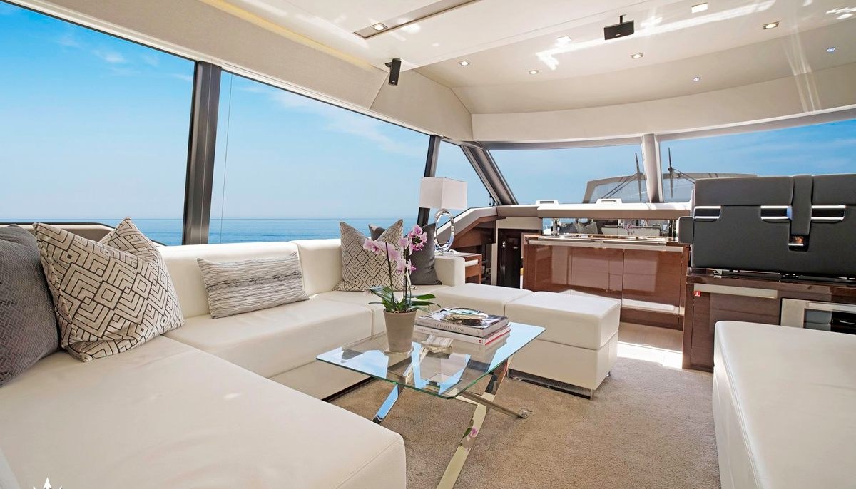 ROMY ONE yacht charter 5