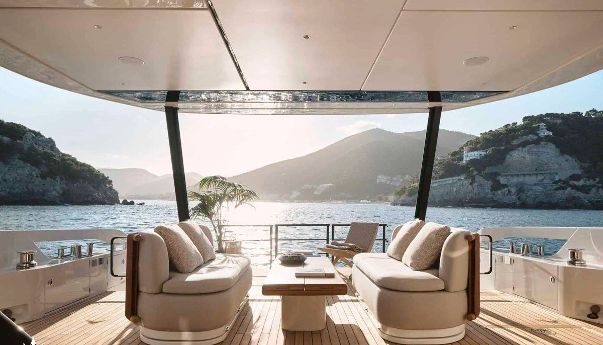 EXPLORA yacht charter 5