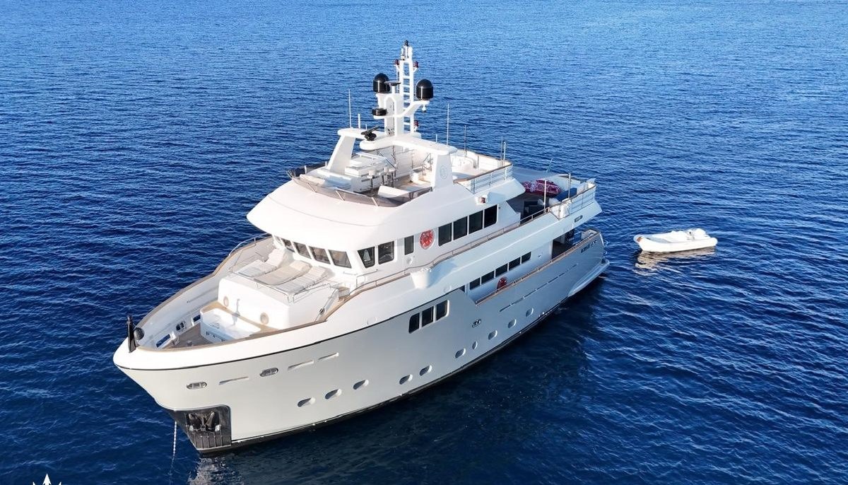 GRANIL yacht charter 3