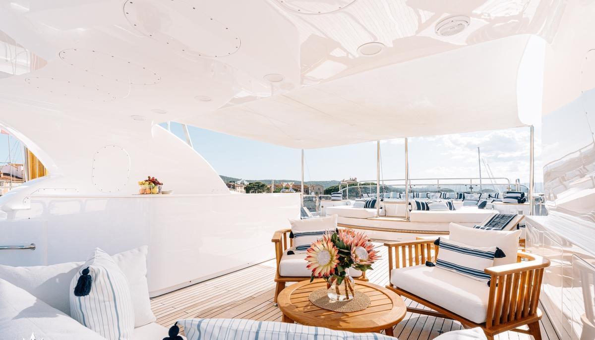 BINA yacht charter 4