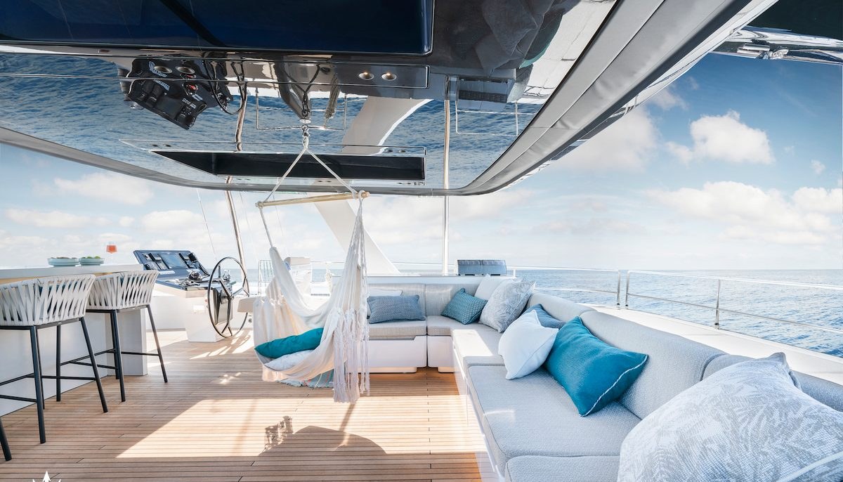 GREY B yacht charter 5
