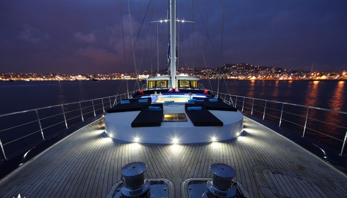 PERLA DEL MARE yacht charter 3