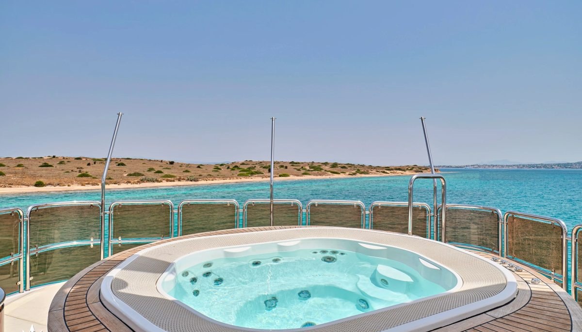 OPTION B yacht charter 3