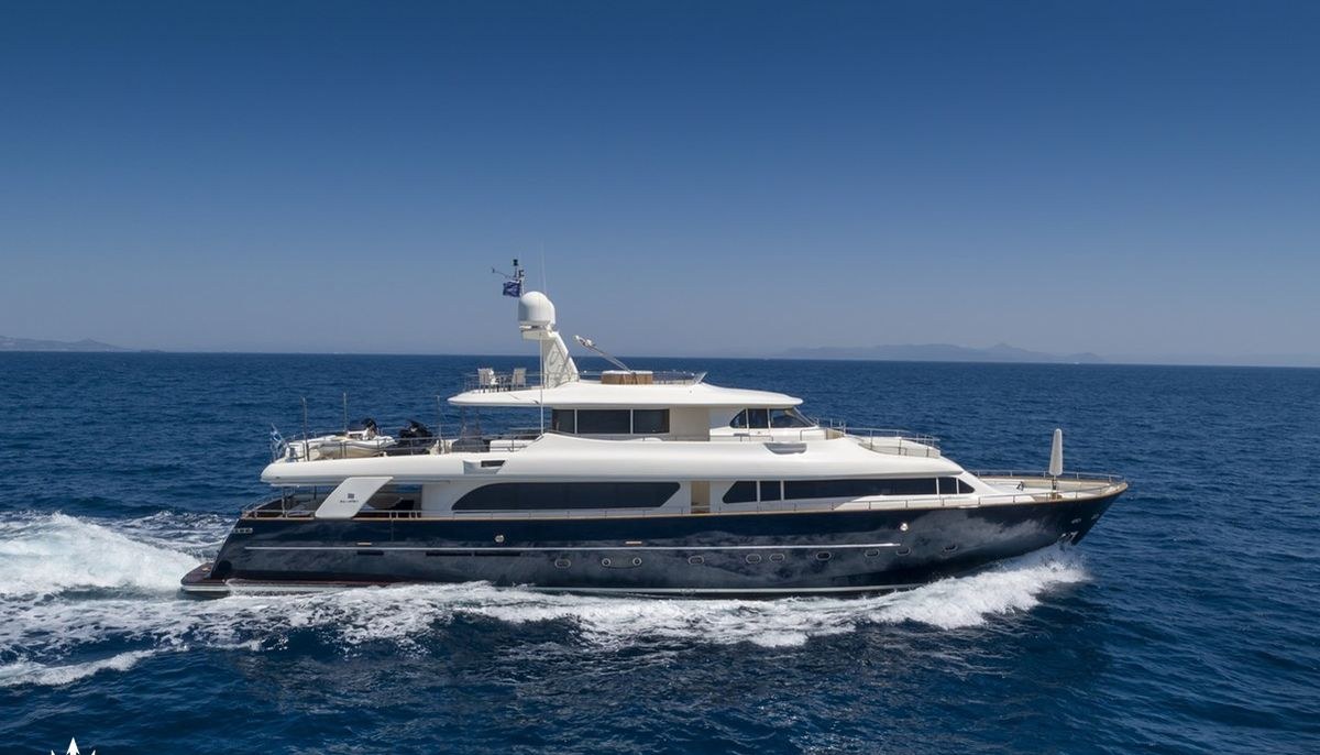 HAG yacht charter 2