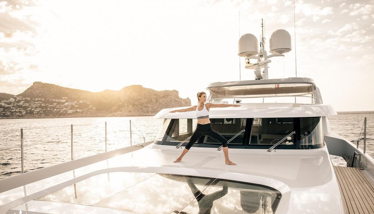 DELTA ONE yacht charter 3