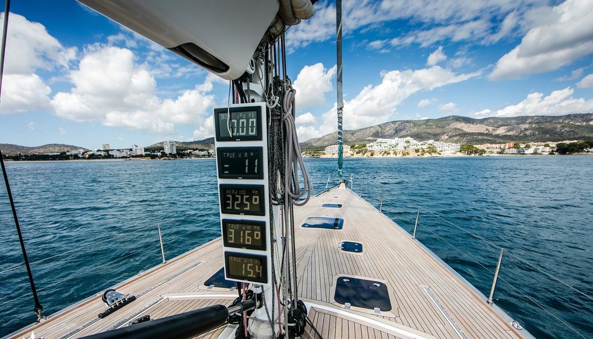 STELLA yacht charter 3