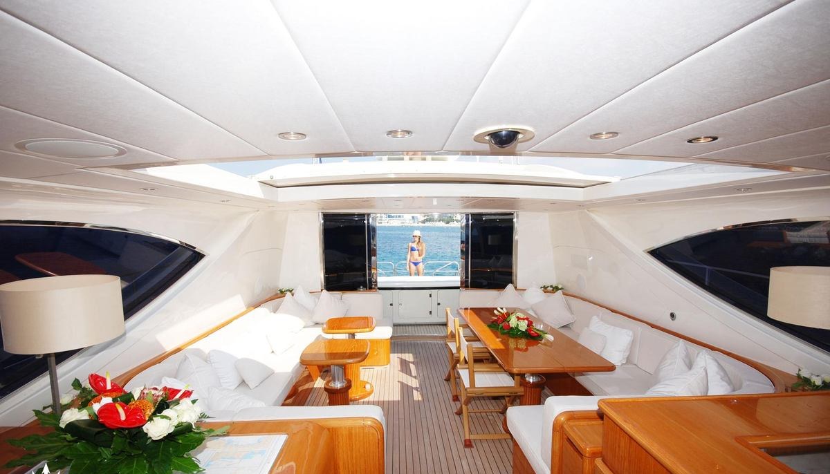 LADY SPLASH yacht charter 5