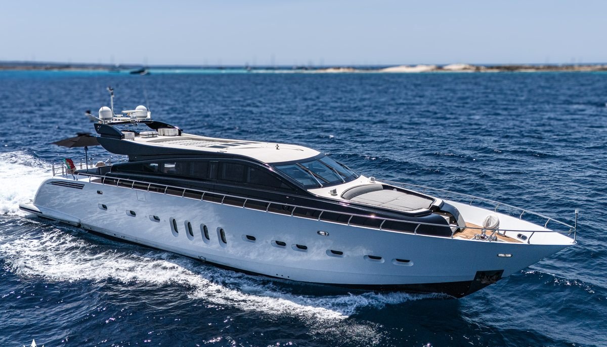 LA ROMANA yacht charter 2