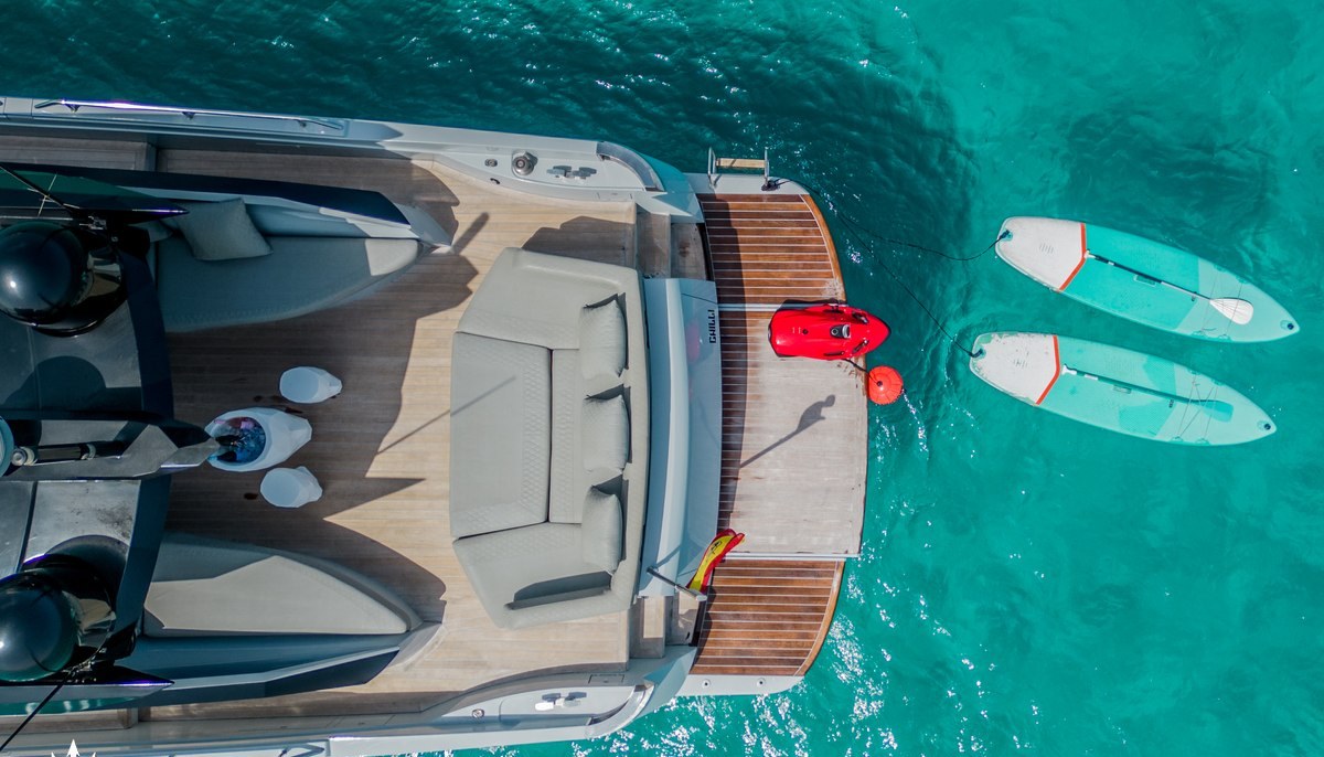 CHILLI yacht charter 5