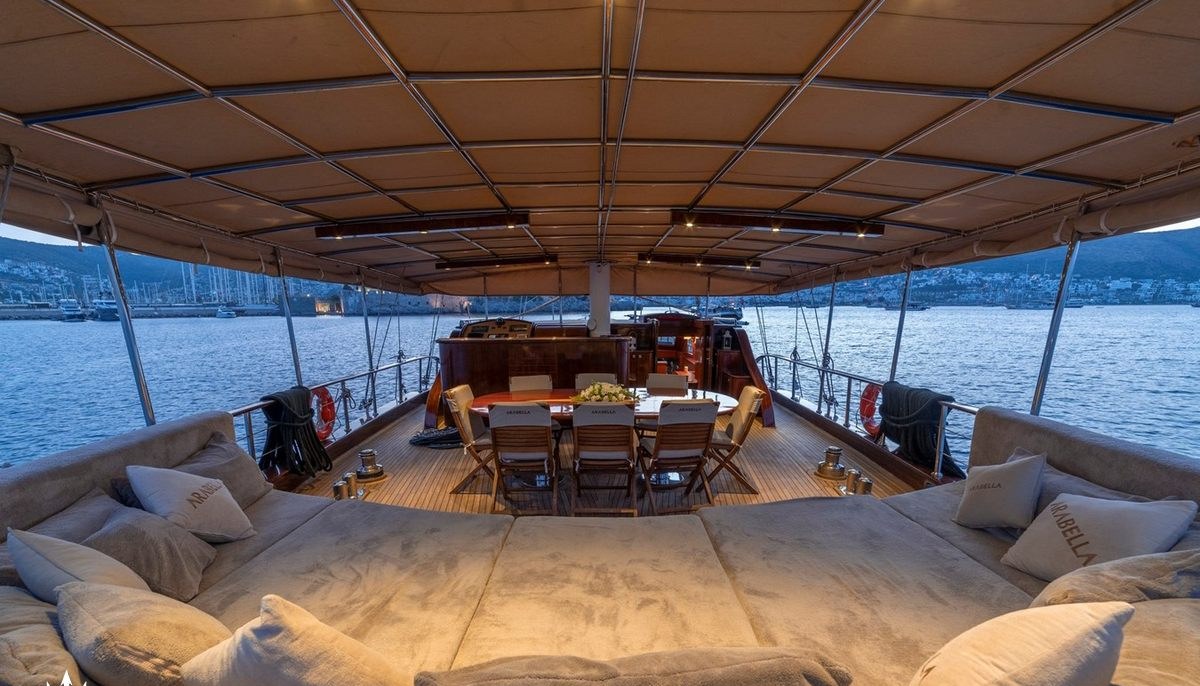 ARABELLA yacht charter 5