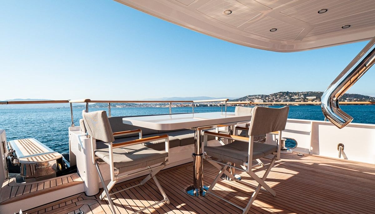 HELIAD III yacht charter 5