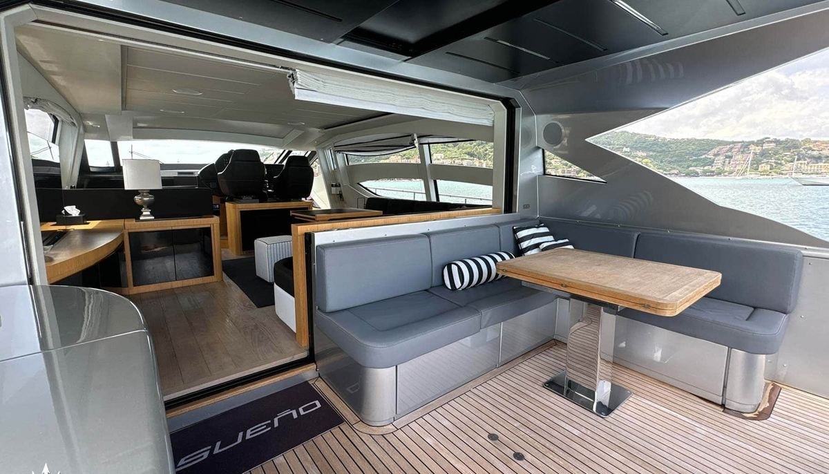 SUENO yacht charter 4