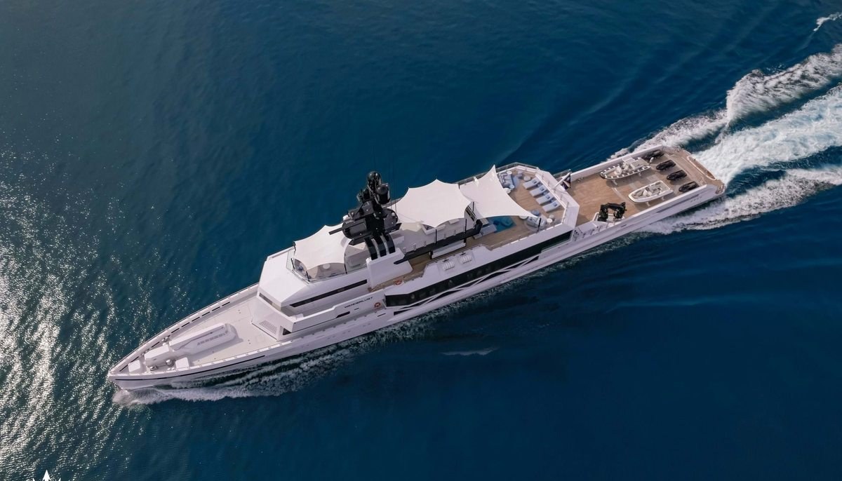 WANDERLUST yacht charter 4