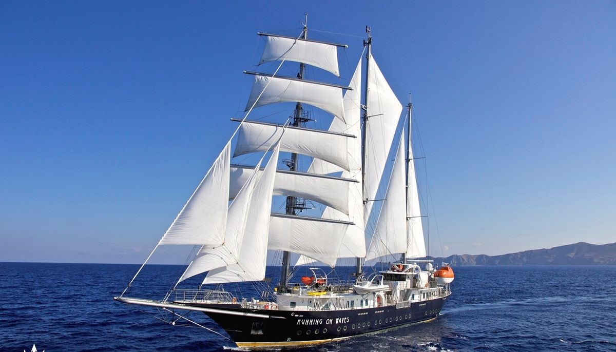 RUNNING ON WAVES yacht charter 2