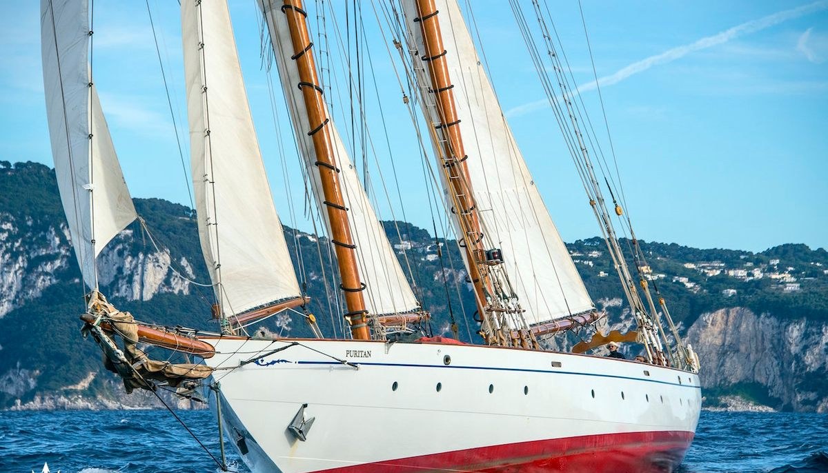 PURITAN yacht charter 2