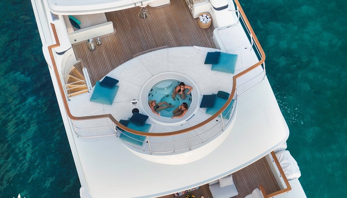 MYSTIC yacht charter 3