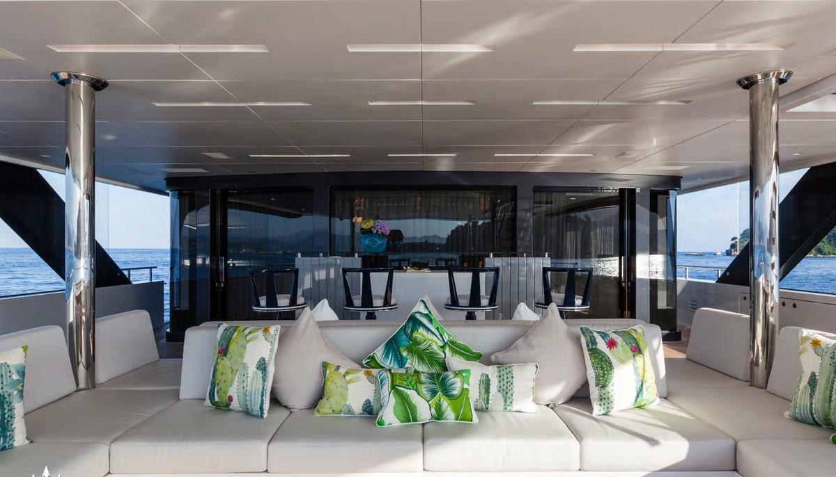 QUINTA ESSENTIA yacht charter 5