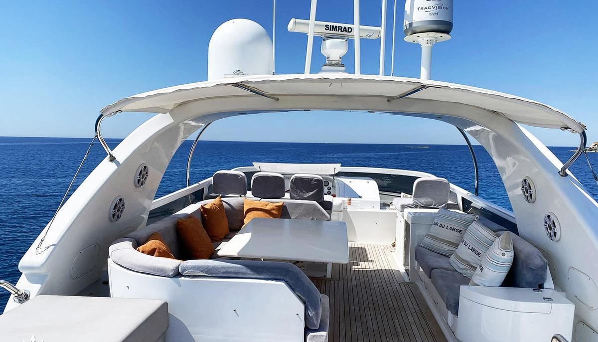GAMA yacht charter 4