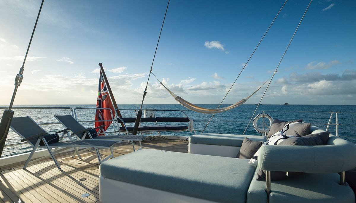 TWILIGHT II yacht charter 4