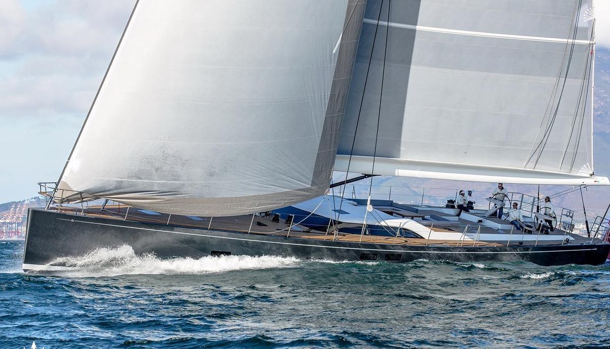 G4CE yacht charter 2