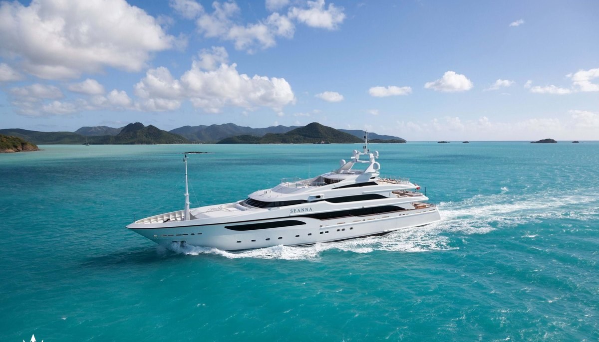 SEANNA yacht charter 2