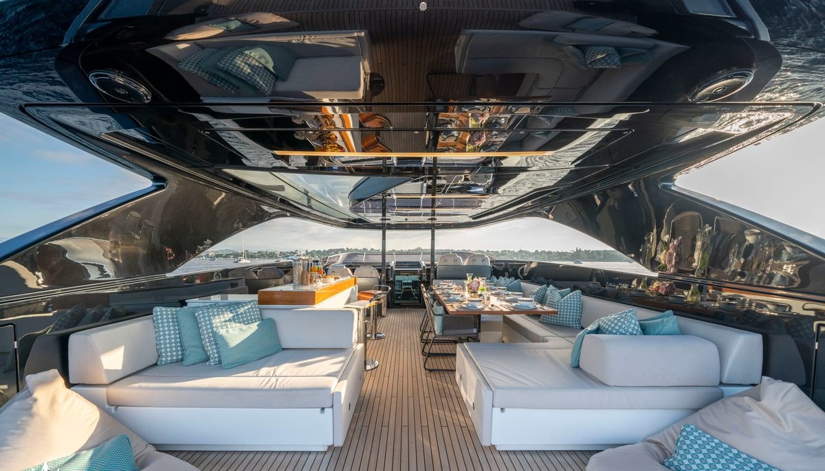 ELYSIUM I yacht charter 4