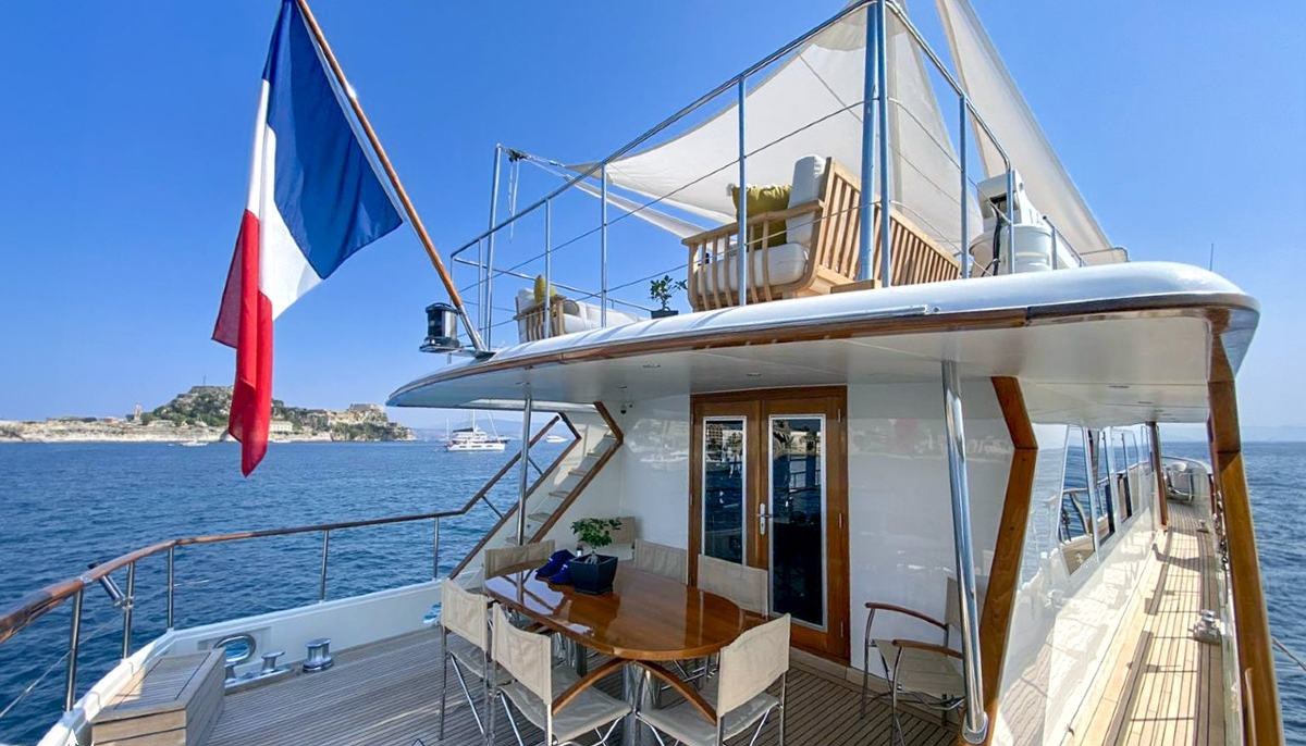STALCA yacht charter 5