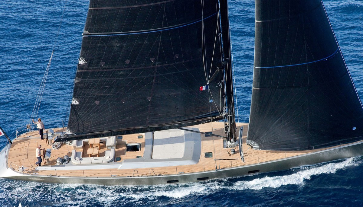 RUNNING ON FAITH yacht charter 2