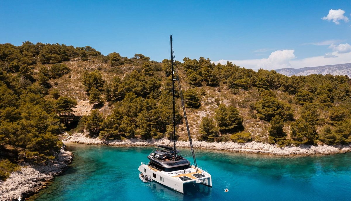 N+1 yacht charter 2