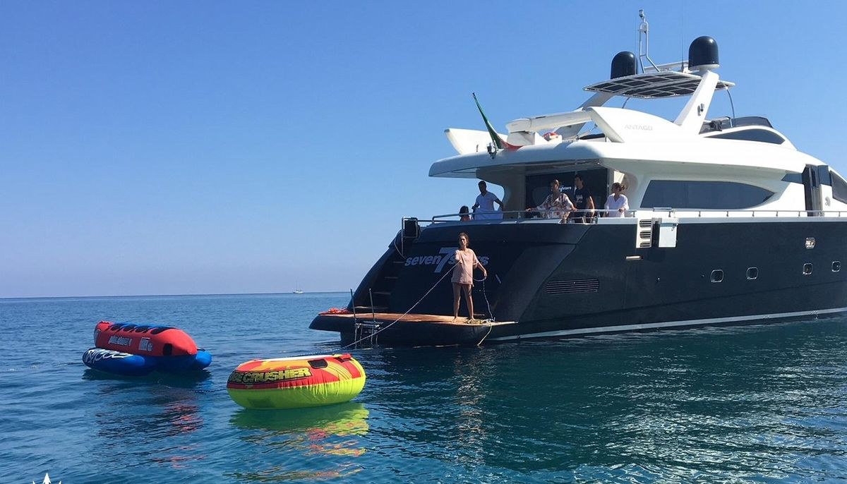 SEVEN STARS yacht charter 5