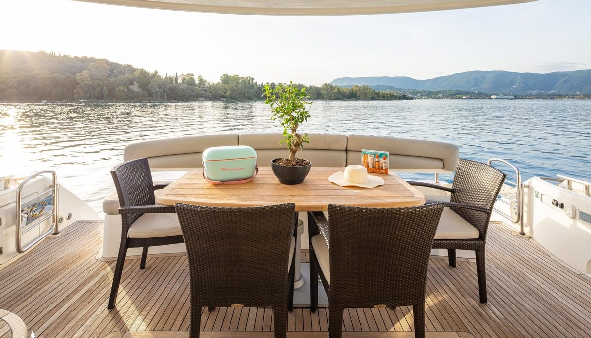 VINCI yacht charter 4