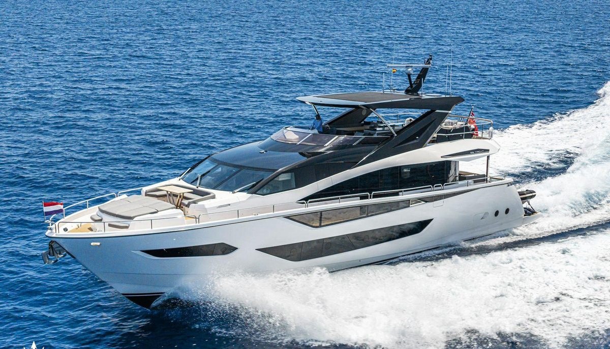 JUNIOR yacht charter 2