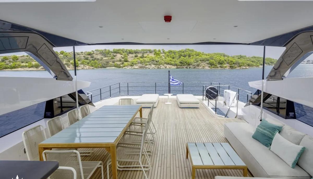 QUANT yacht charter 4