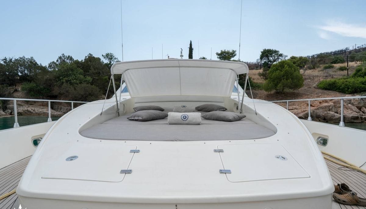 ATRATO yacht charter 3