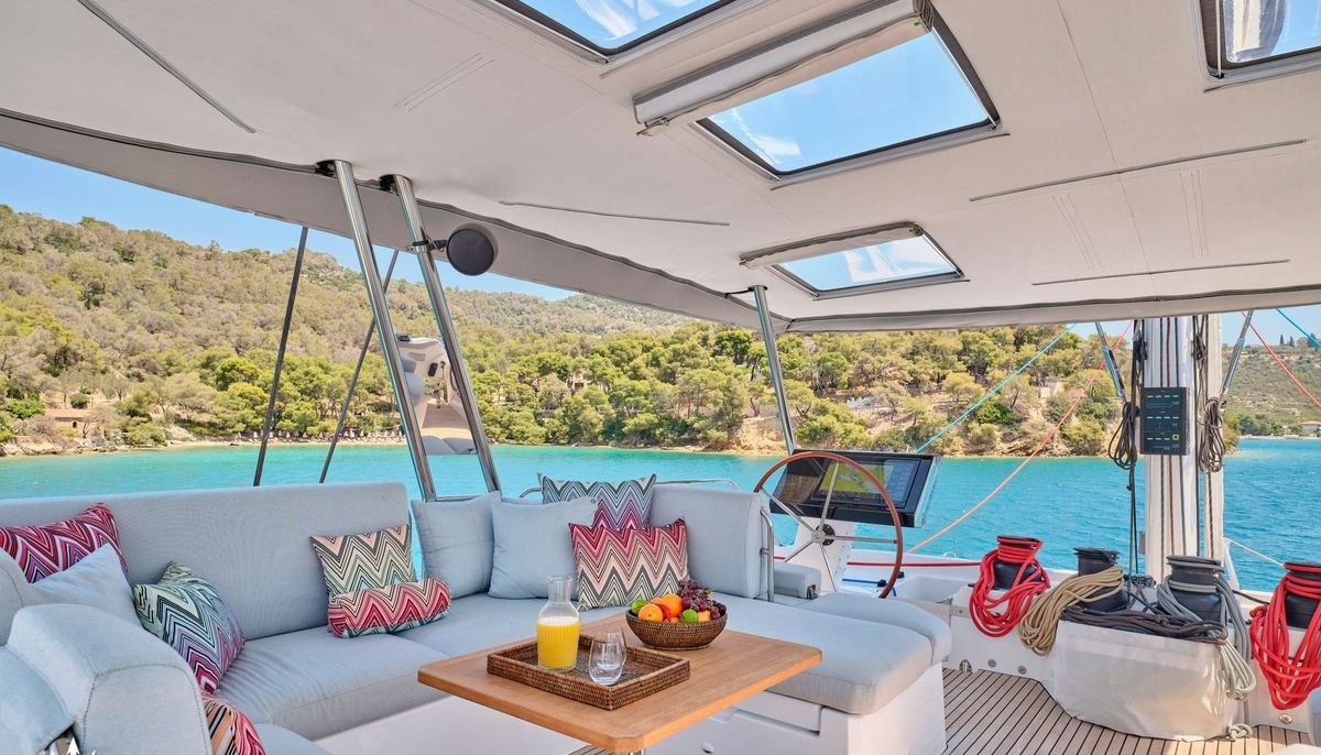 KIMATA yacht charter 5