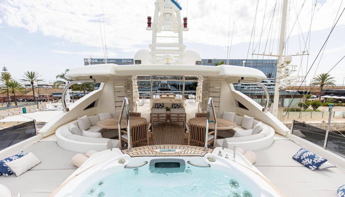 PALATIAL yacht charter 3