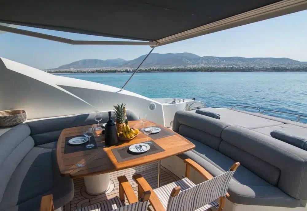 ELENTARI yacht charter 4