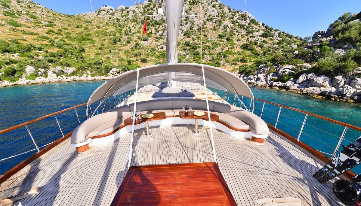 K MEHMET BUGRA yacht charter 3