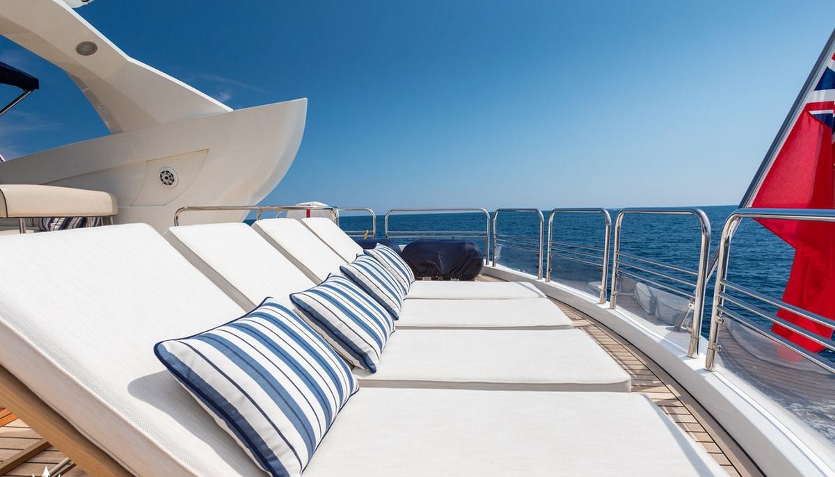 WINNING STREAK 2 yacht charter 5