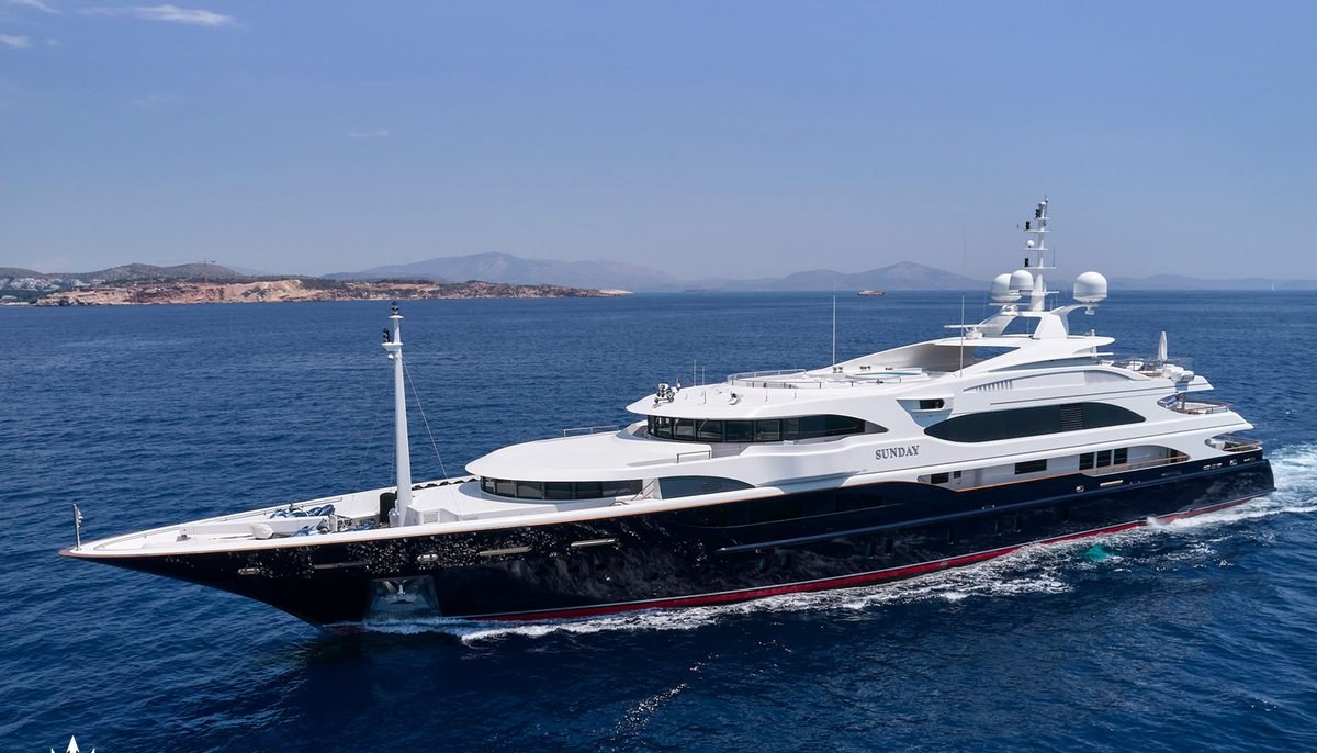 SUNDAY yacht charter 2