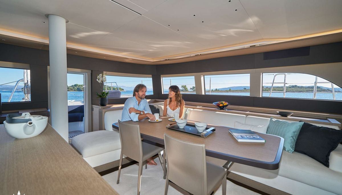 AMADA MIA yacht charter 5