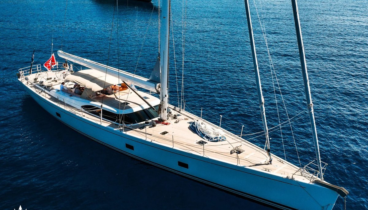 STARFALL yacht charter 2