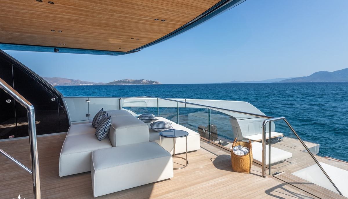 JUST MARIE III yacht charter 3