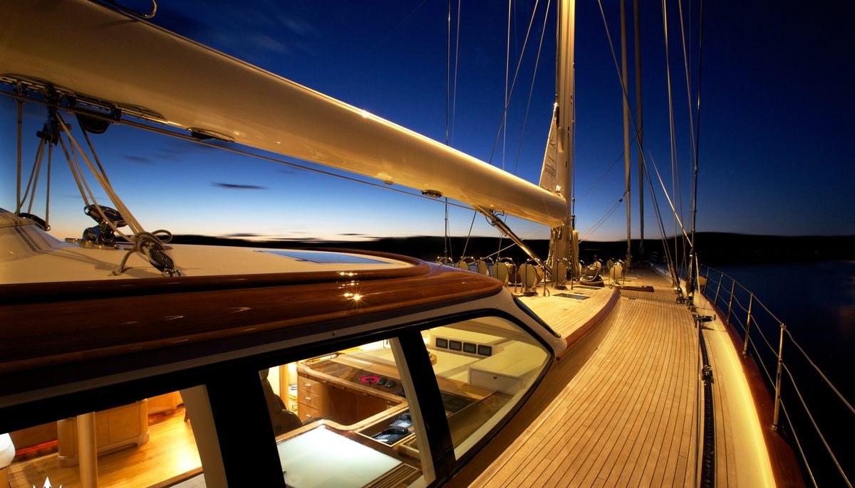 ASOLARE yacht charter 4