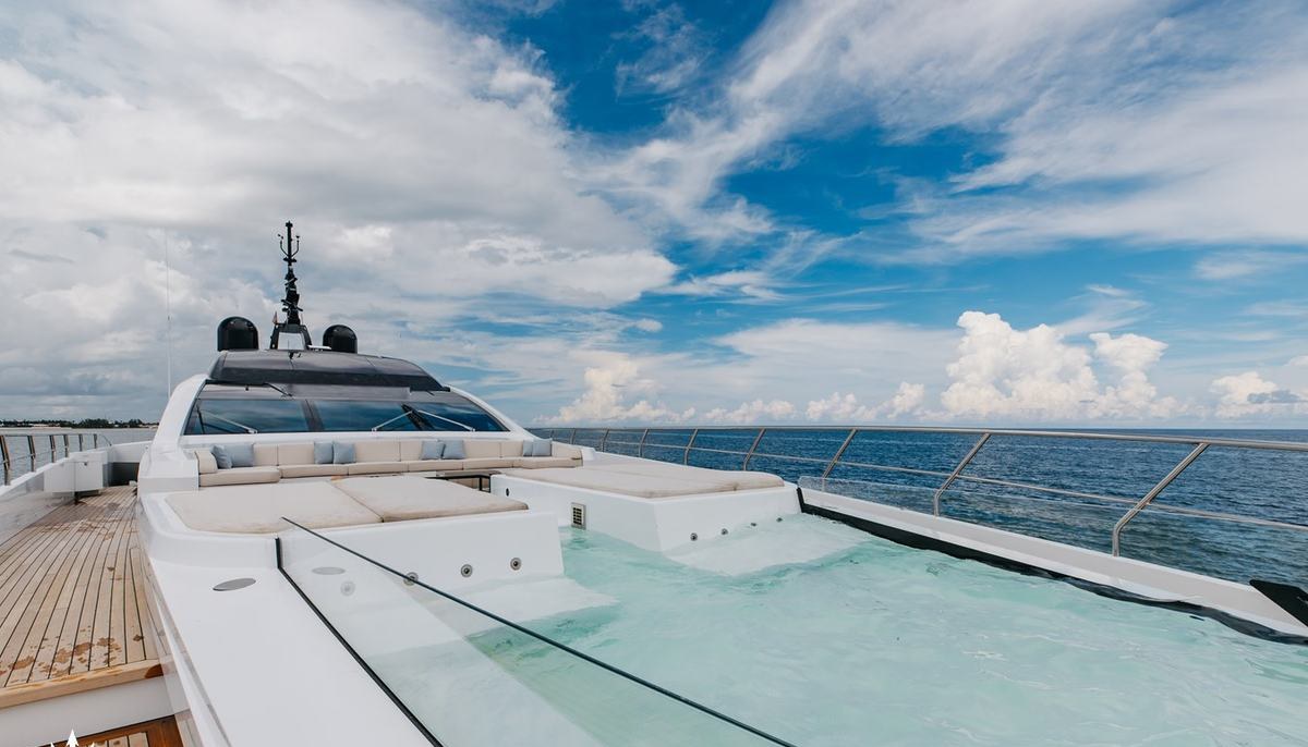 VELOCITY yacht charter 3